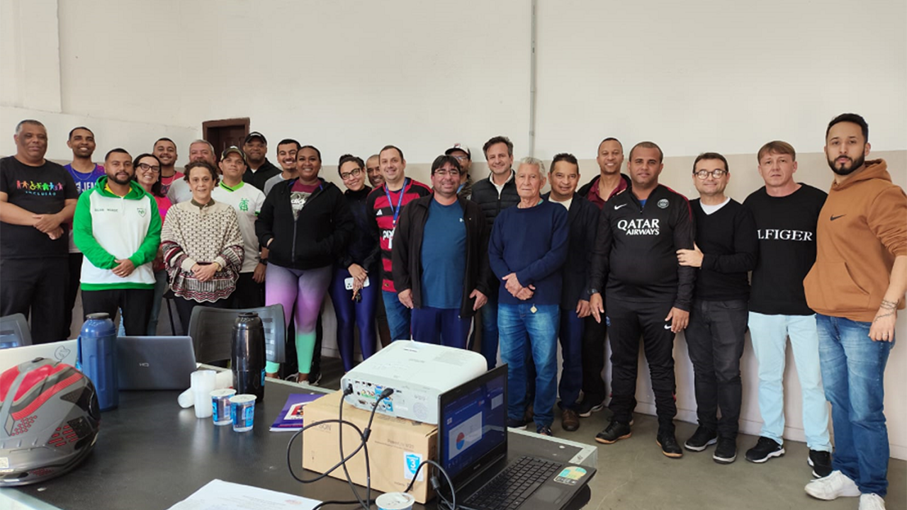 Equipe organizadora dos jogos Estudantis da Primavera de 2025 realiza avaliação sobre o evento