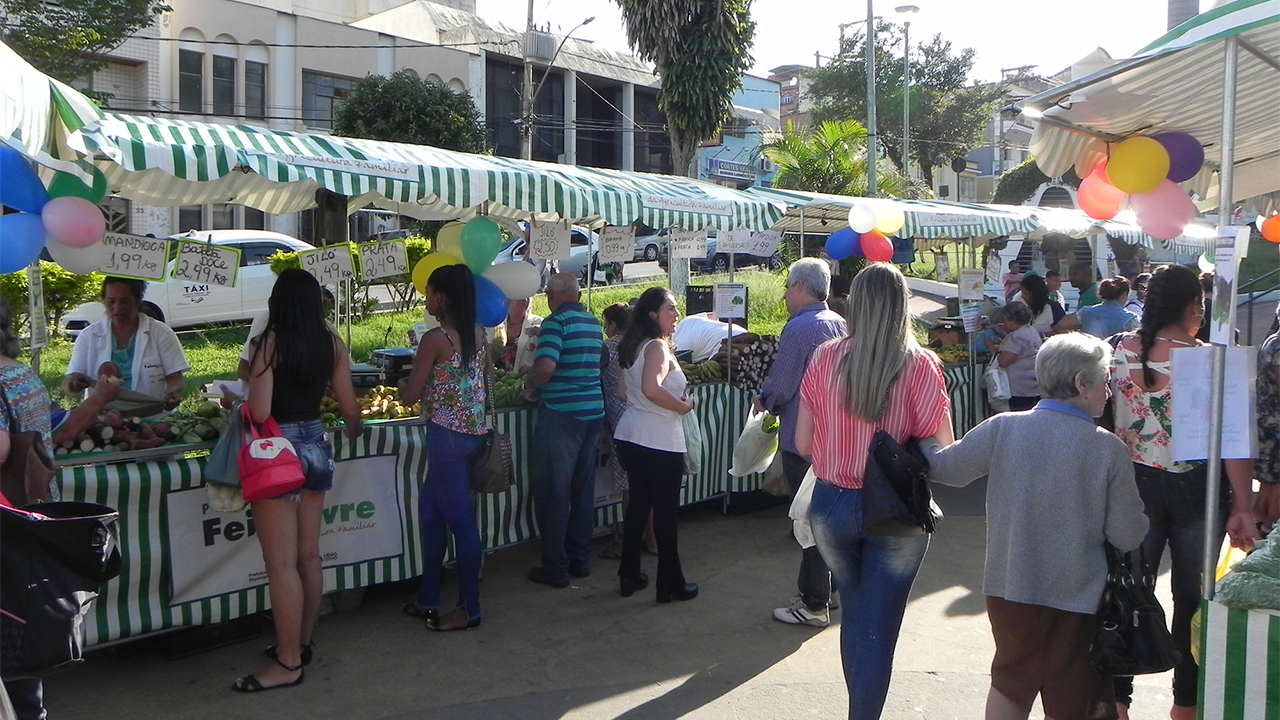 Nos dias 18 e 25 de Setembro, a Feira do Produtor Rural acontecerá no Calçadão da Rua Antônio Ladeira