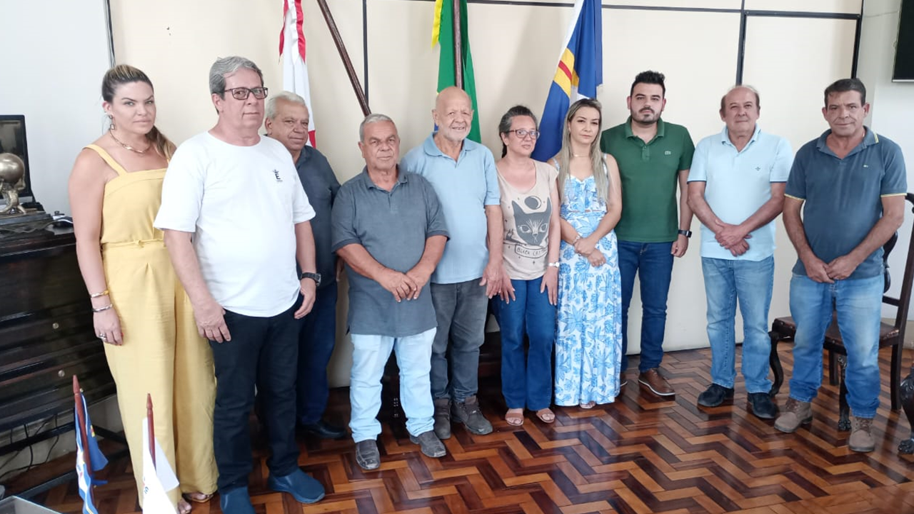 Prefeito e representantes das empresas de ônibus discutem Tarifa Zero para nossa cidade