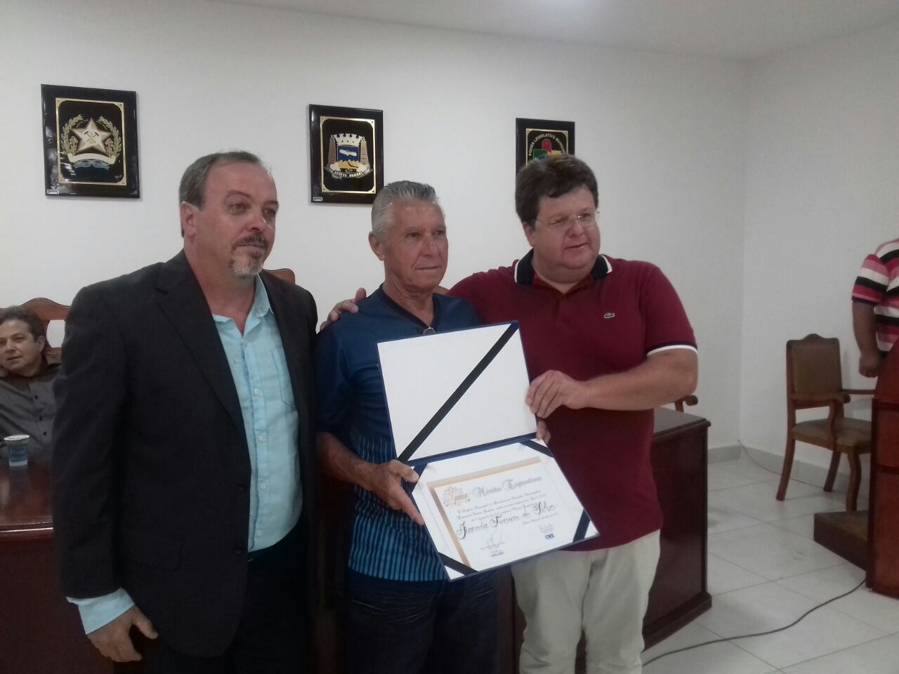 Destaques do Esporte Sandumonense são homenageados com o 