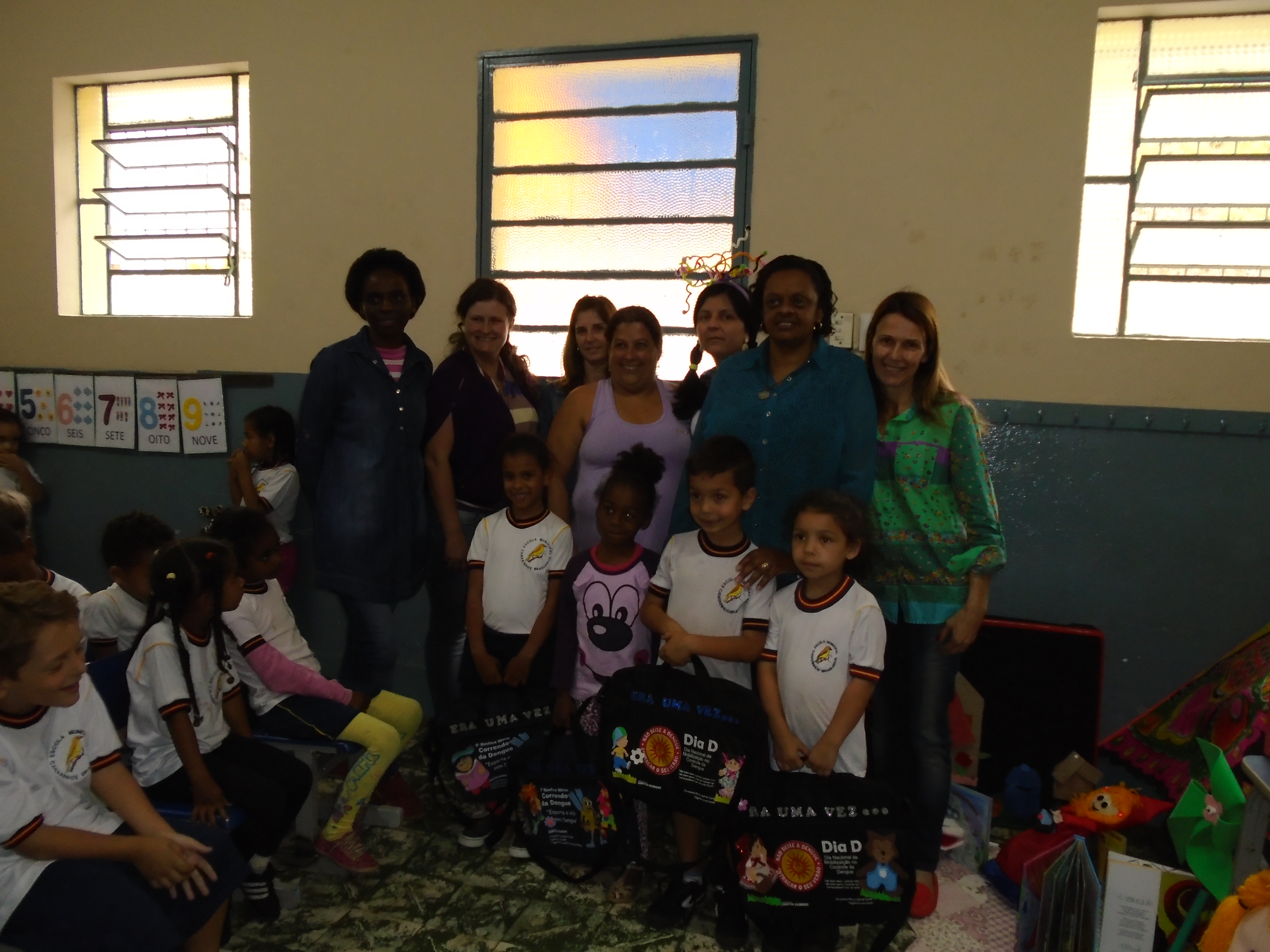 Escola Canarinhos Brasileiros inova na prevenção da Dengue